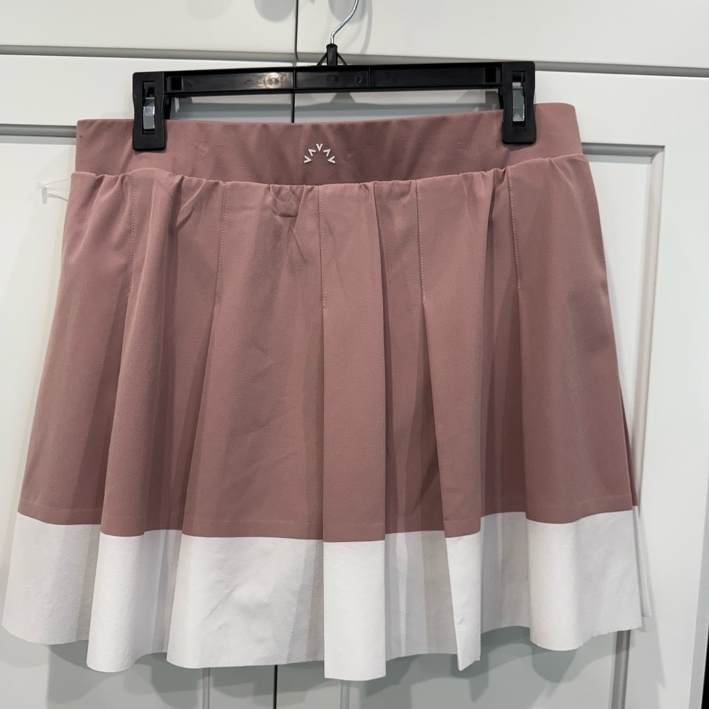 Varley NEW Chase Mid-Rise Skort 14.5'' - Picture 6 of 9